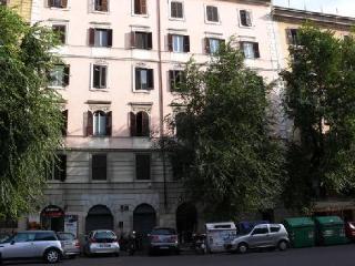 Casa de hóspedes Seasons 2*